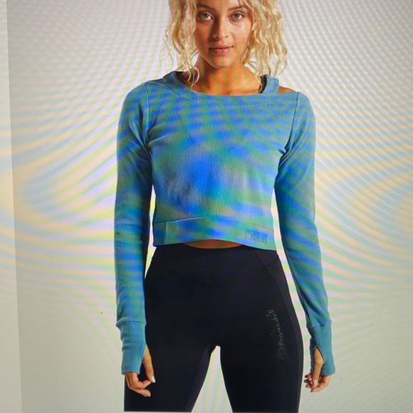 Gymshark Tops - Gymshark Studio Sweater